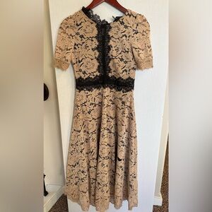 Casual and elegant dress